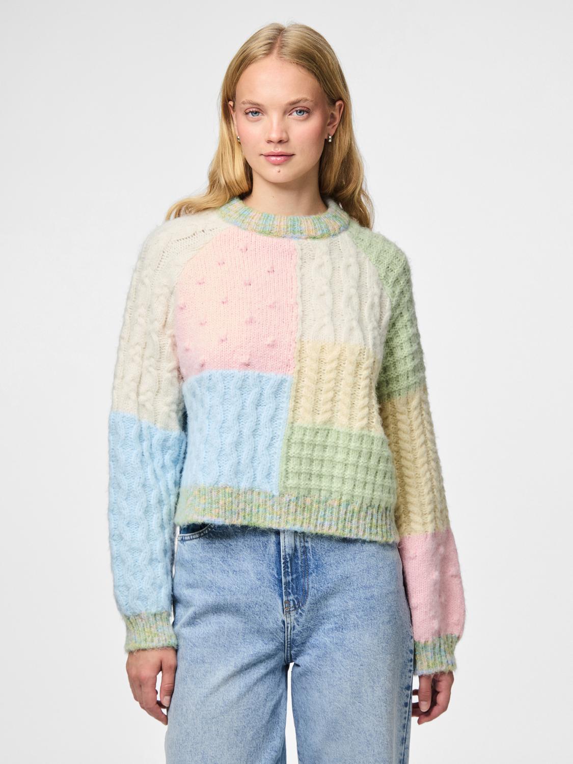 model_shot-front